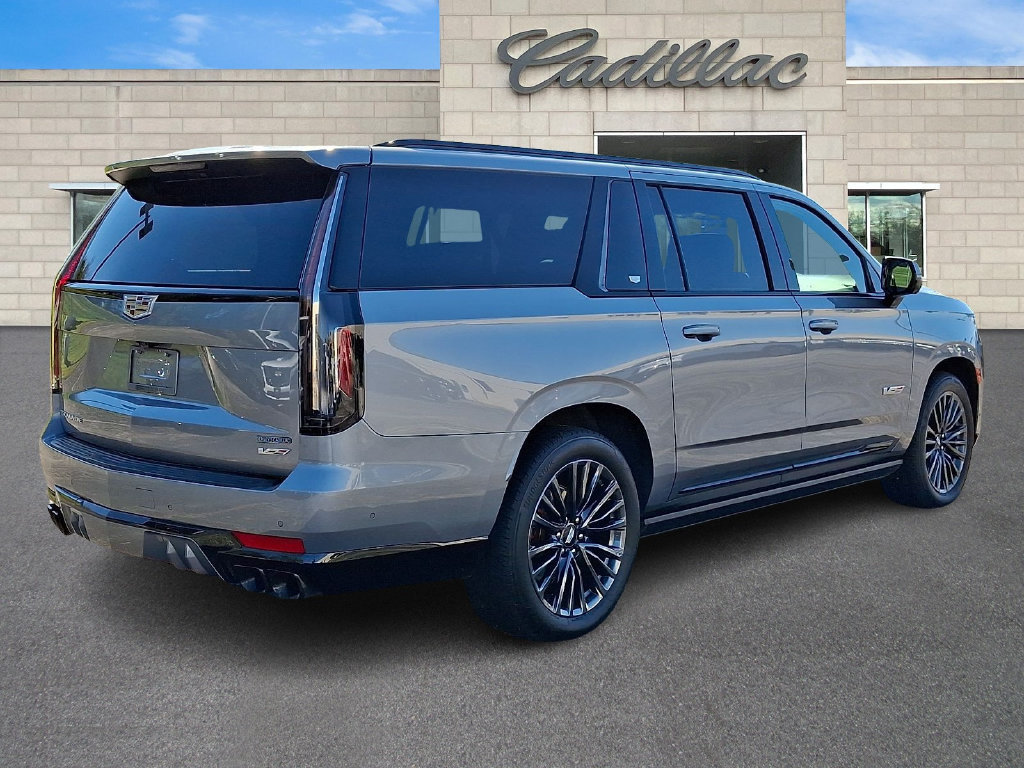 Certified 2024 Cadillac Escalade ESV V AWD/4WD image 8