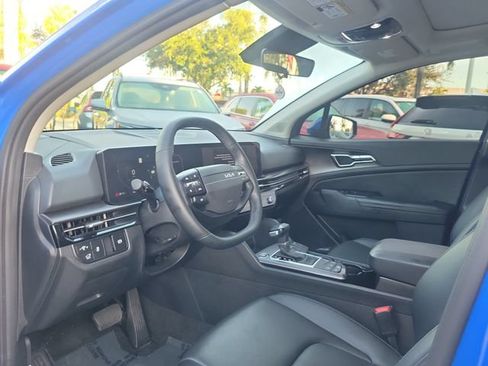 Used 2026 Kia Sportage SX FWD image 10