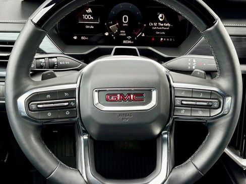 Used 2025 GMC Acadia Elevation w/ Super Cruise Package FWD image 22
