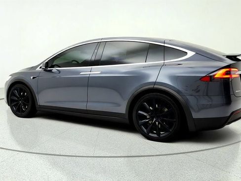 Used 2018 Tesla Model X 75D AWD/4WD image 7