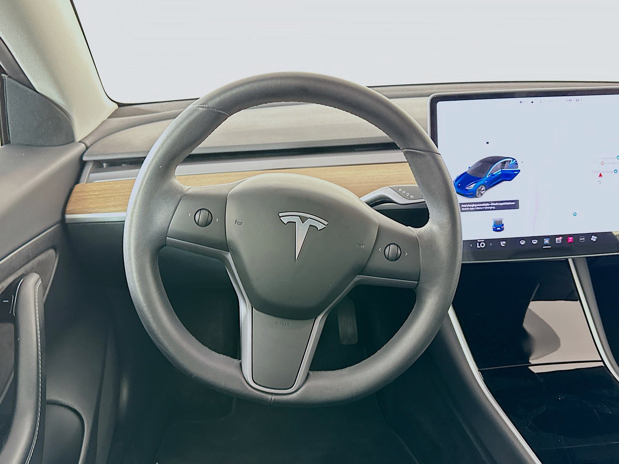 Used 2020 Tesla Model 3 Standard Range Plus RWD image 16