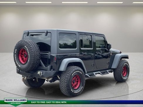 Used 2016 Jeep Wrangler Unlimited Sport w/ Quick Order Package 24S AWD/4WD image 3