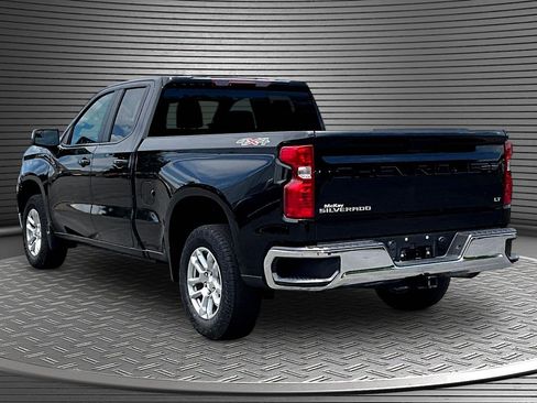 Used 2024 Chevrolet Silverado 1500 LT AWD/4WD image 4