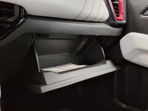 Used 2024 GMC Canyon AT4X image 30