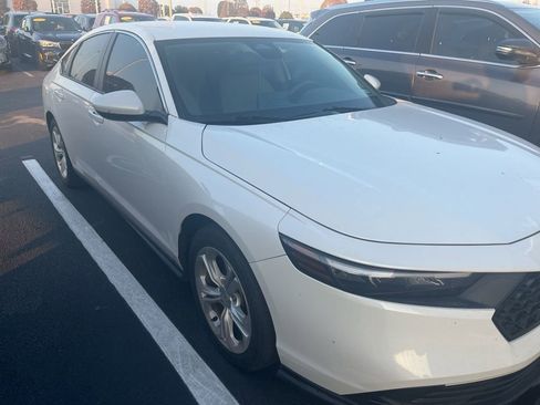 Used 2023 Honda Accord LX image 8