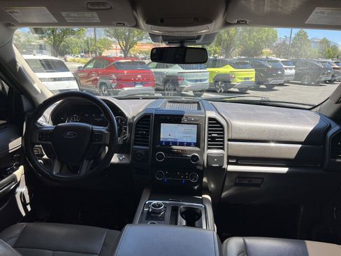 Used 2021 Ford Expedition XLT AWD/4WD image 24
