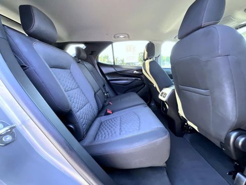 Used 2018 Chevrolet Equinox LT AWD/4WD image 21