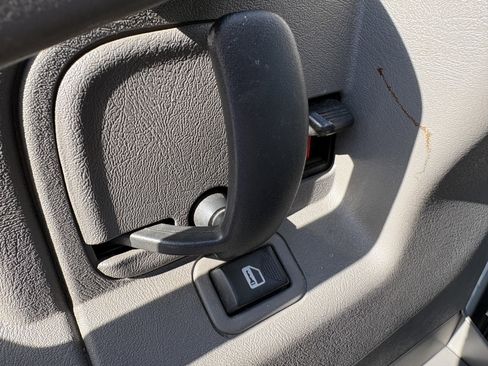 Used 2021 Chevrolet Express 3500 w/ Power Convenience Package image 22