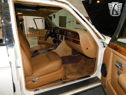 Used 1986 Rolls-Royce Silver Spur image 7