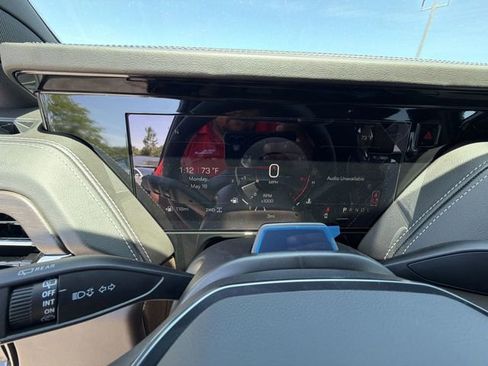 New 2026 GMC Yukon Denali Ultimate AWD/4WD image 12