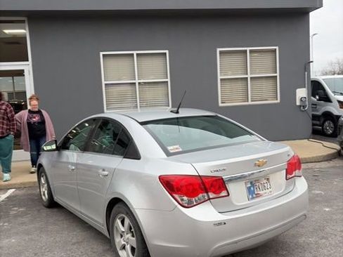 Used 2014 Chevrolet Cruze LT image 6