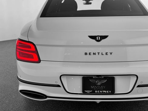 New 2026 Bentley Flying Spur Plug-In Hybrid image 50