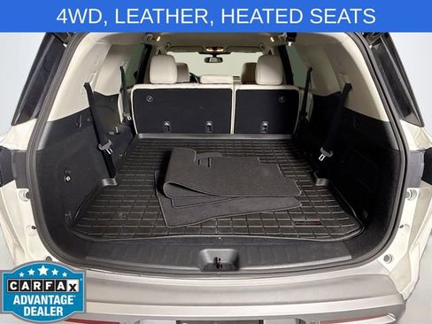 Used 2022 Nissan Pathfinder SL AWD/4WD image 25