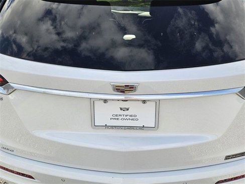 Certified 2025 Cadillac XT6 Premium Luxury image 13