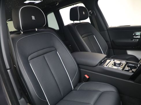 New 2027 Rolls-Royce Cullinan Black Badge AWD/4WD image 19