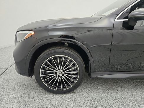 Used 2023 Mercedes-Benz GLC 300 image 17