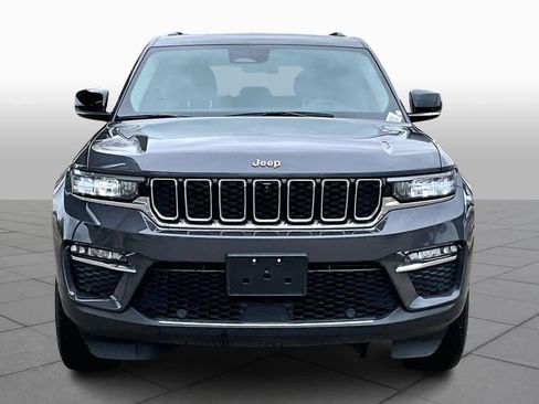 Used 2023 Jeep Grand Cherokee Limited w/ Luxury Tech Group II image 4