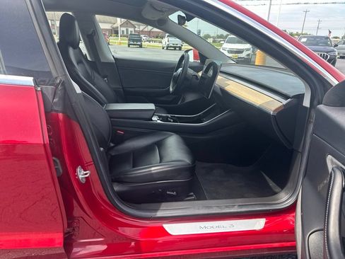 Used 2018 Tesla Model 3 Long Range RWD image 13
