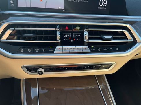 Used 2021 BMW X5 xDrive40i w/ Executive Package image 14