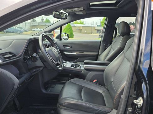 Used 2022 Toyota Sienna XSE w/ XSE Plus Package FWD image 24