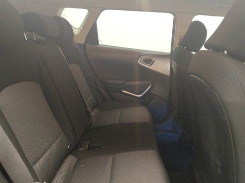 Used 2020 Kia Soul LX image 19