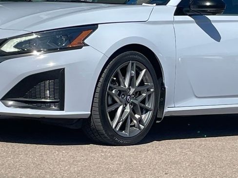 Used 2023 Nissan Altima 2.0 SR image 19