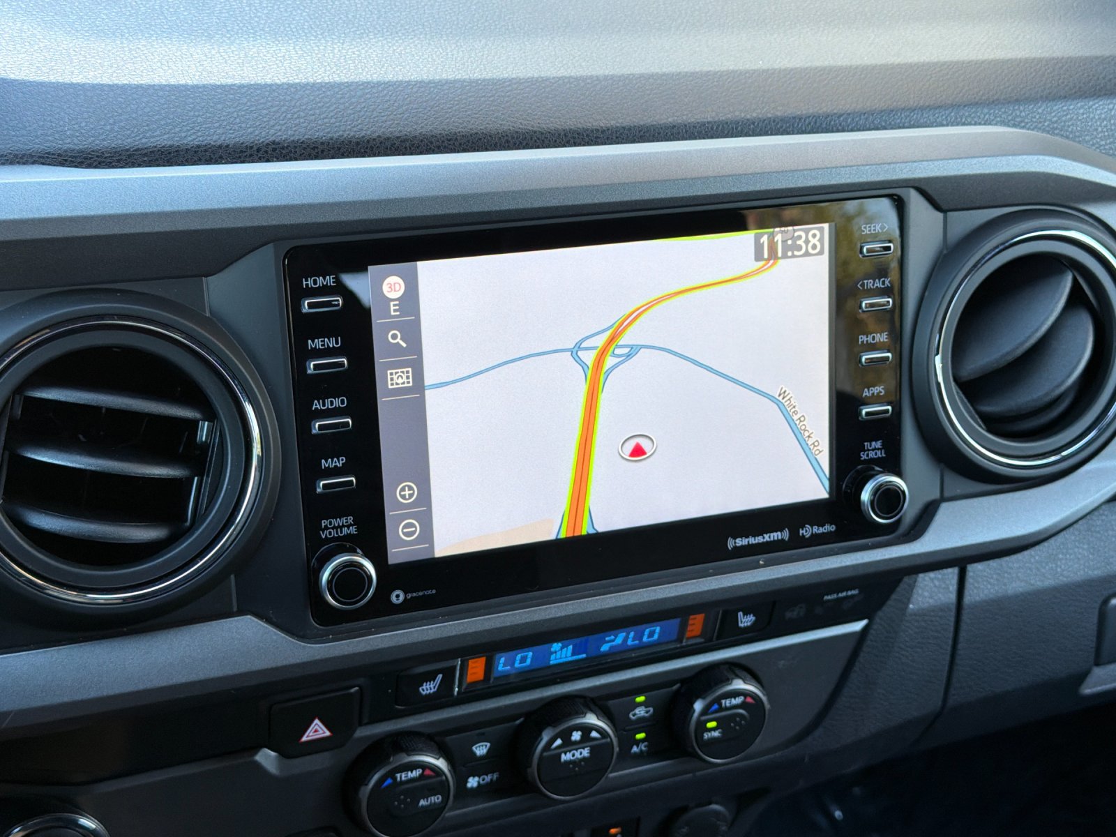 Used 2020 Toyota Tacoma 2WD Double Cab image 17