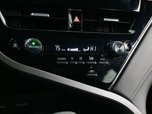 Used 2024 Toyota Camry LE FWD image 20