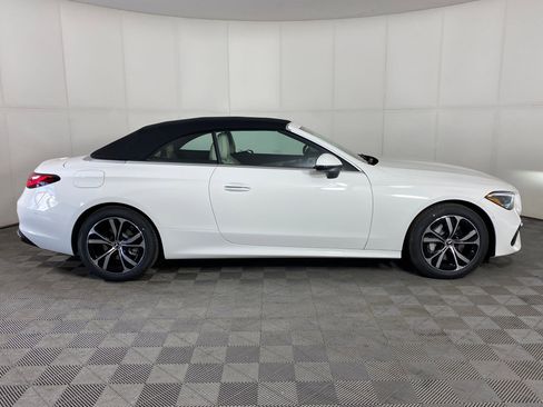 New 2026 Mercedes-Benz CLE 300 4MATIC Cabriolet image 8