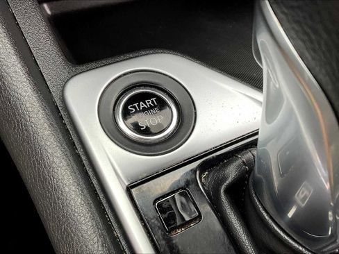 Used 2023 Nissan Sentra SV image 29