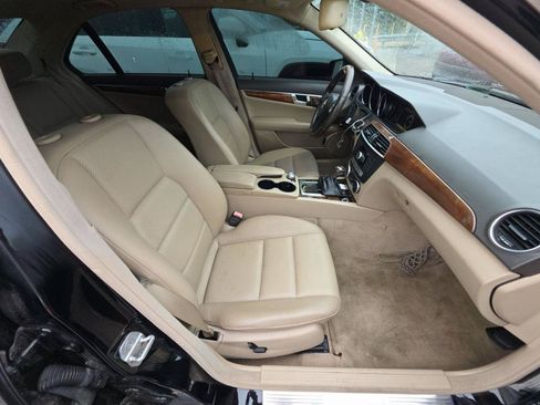 Used 2012 Mercedes-Benz C 250 Sedan w/ Premium 1 Pkg image 10