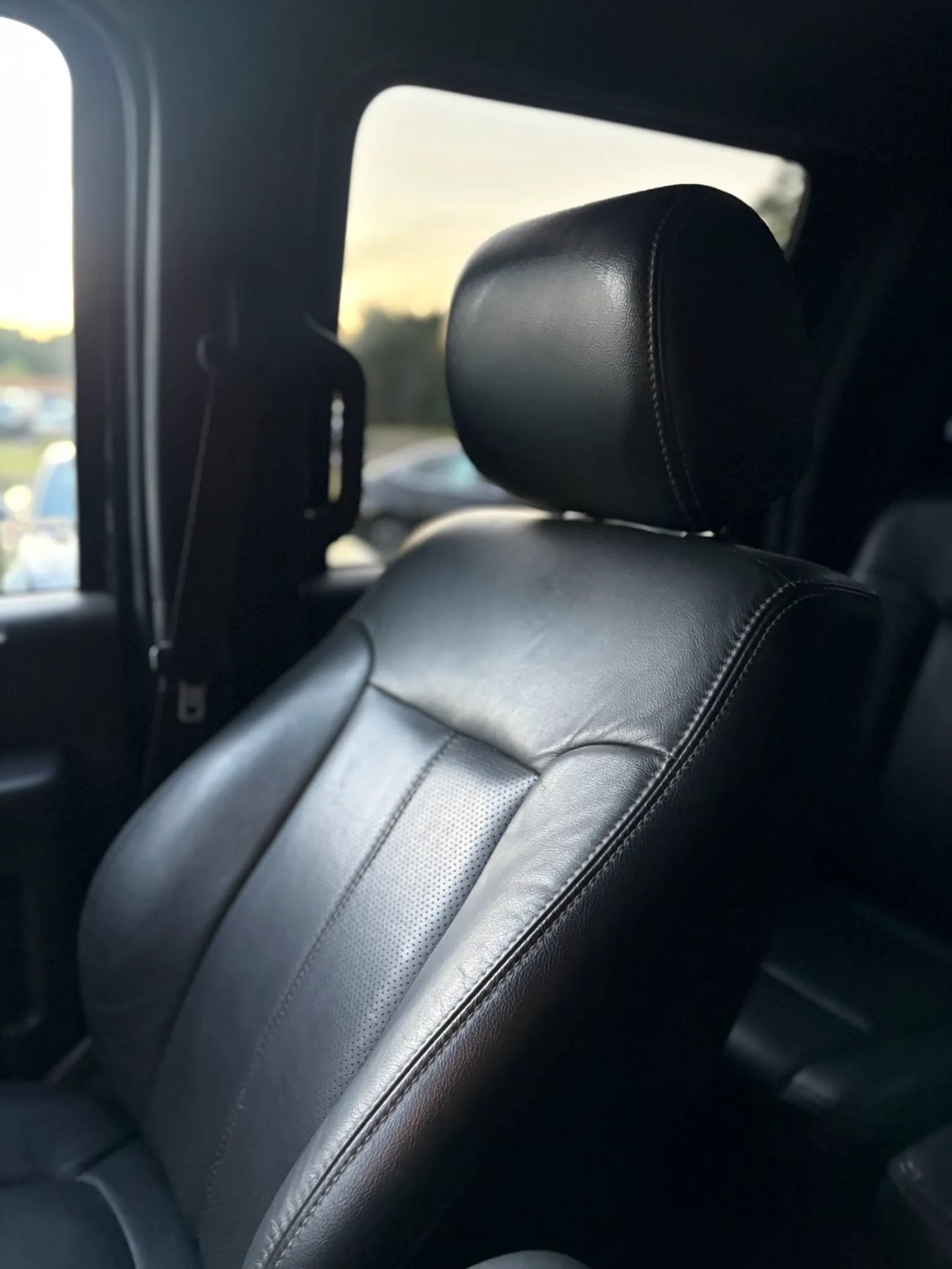 Used 2014 Ford F350 Lariat w/ Lariat Ultimate Package AWD/4WD image 20