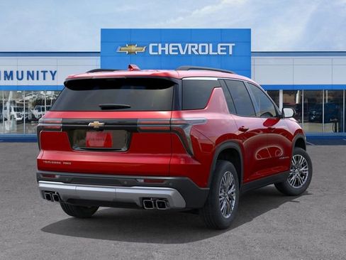 New 2026 Chevrolet Traverse LT w/ Driver Confidence Package image 5
