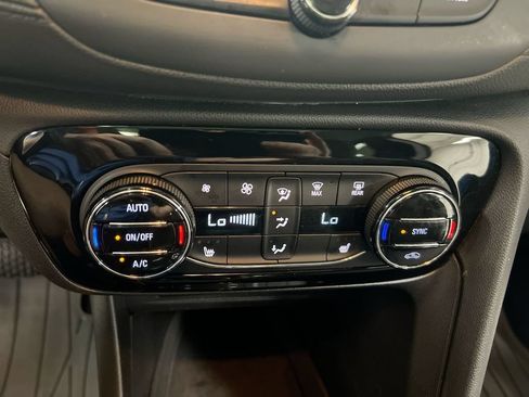 Used 2023 Buick Encore GX Select w/ Experience Buick Package FWD image 16