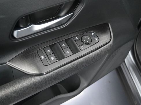 New 2026 Nissan Kicks SV image 11