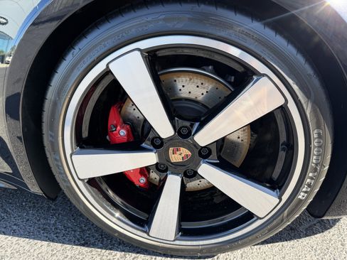 Certified 2026 Porsche 911 Carrera S image 10