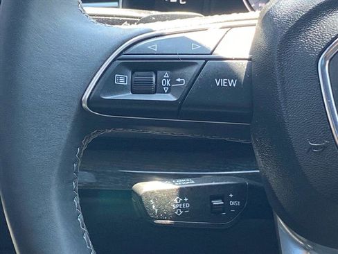 Used 2025 Audi Q7 3.0T Premium Plus AWD/4WD image 7