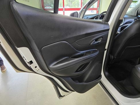 Used 2017 Buick Encore Preferred FWD image 27