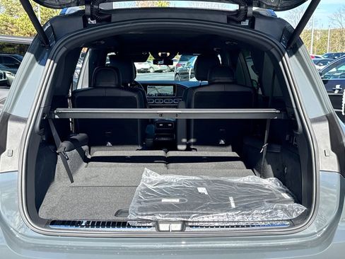 New 2026 Mercedes-Benz GLS 450 4MATIC image 15