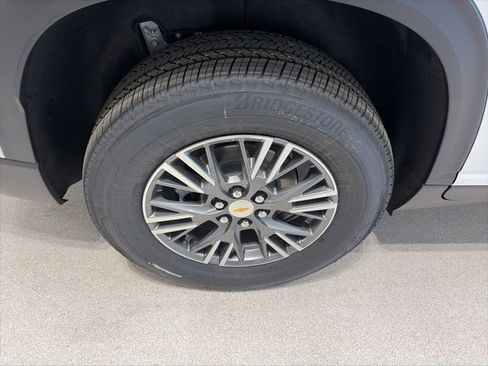 New 2026 Chevrolet Traverse LT w/ Driver Confidence Package image 7