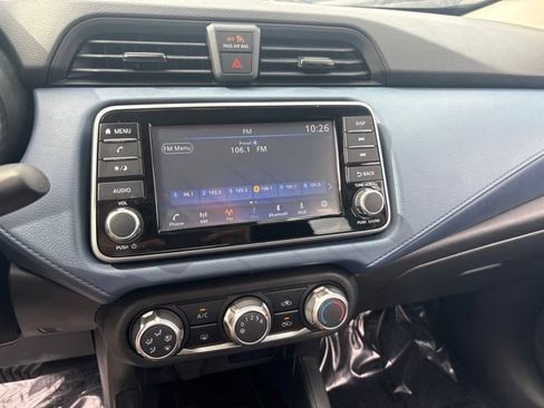 Used 2025 Nissan Versa SV FWD image 28
