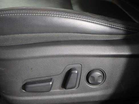 Used 2023 Hyundai Kona Limited FWD image 18