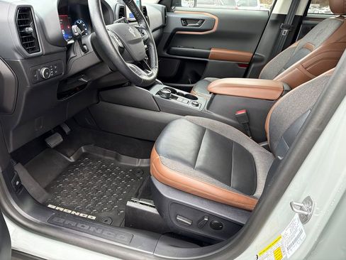 Used 2022 Ford Bronco Sport Outer Banks w/ Tech Package image 9