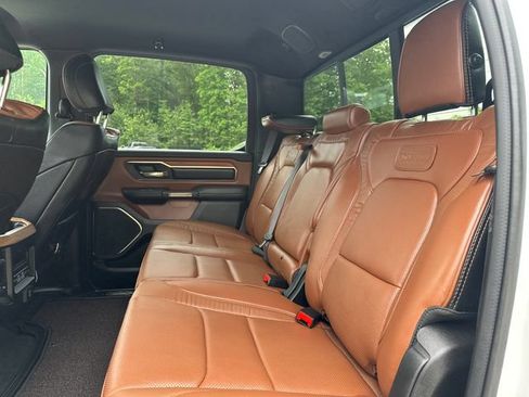 Used 2024 RAM 1500 Limited AWD/4WD image 19