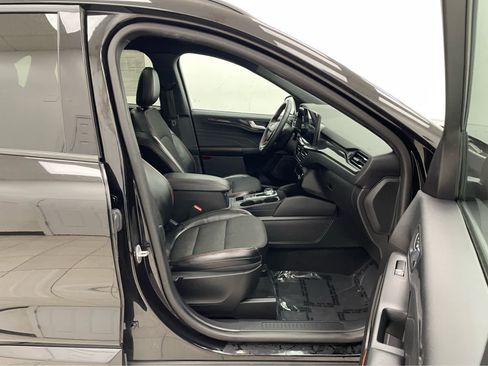 Used 2023 Ford Escape ST-Line w/ Tech Pack #1 AWD/4WD image 16