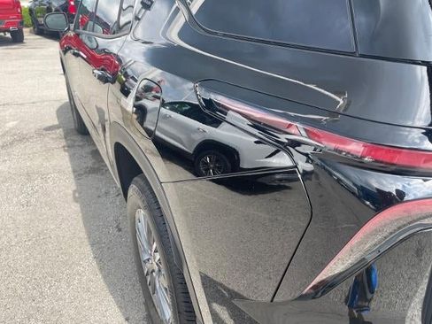 New 2026 Chevrolet Traverse LT FWD image 19
