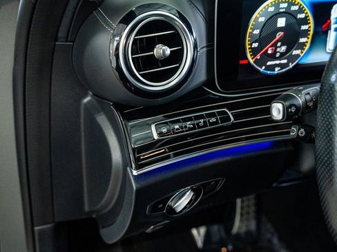 Used 2019 Mercedes-Benz E 63 AMG S image 37