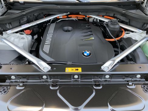 Certified 2026 BMW X5 xDrive50e AWD/4WD image 36