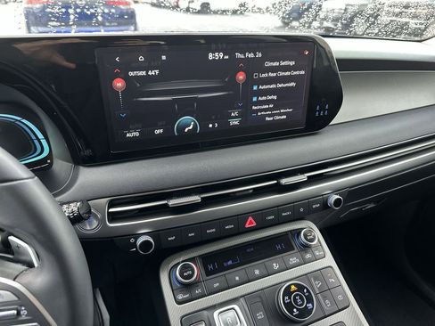 Used 2025 Hyundai Palisade SEL image 19