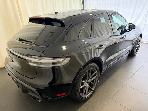 Used 2025 Porsche Macan Turbo AWD/4WD image 9